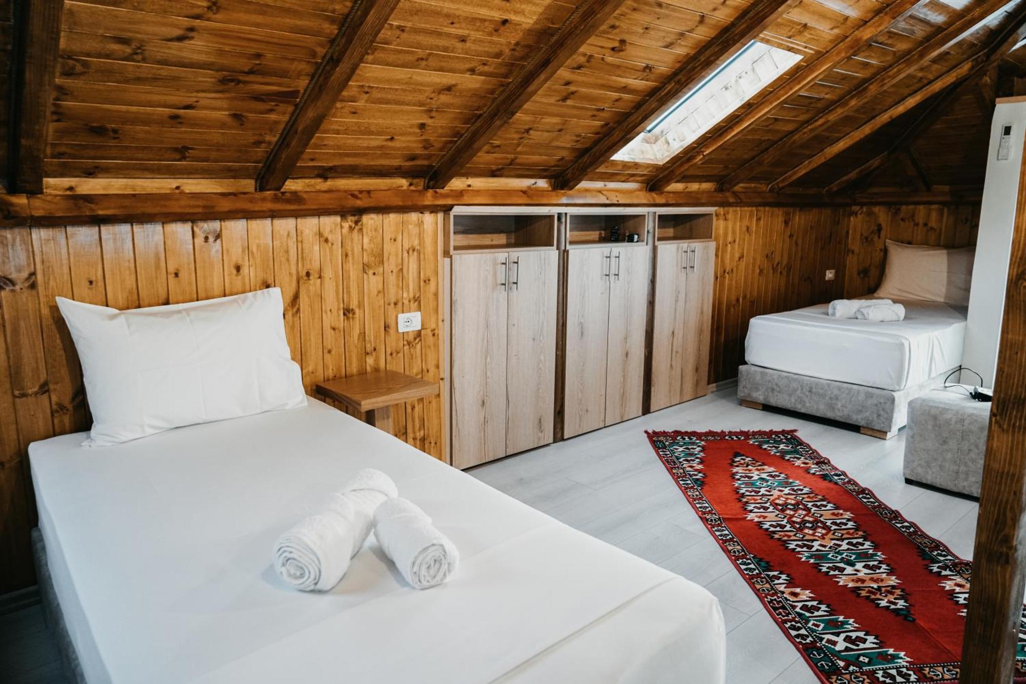 Bujtina Kalaja Inn Libohove
